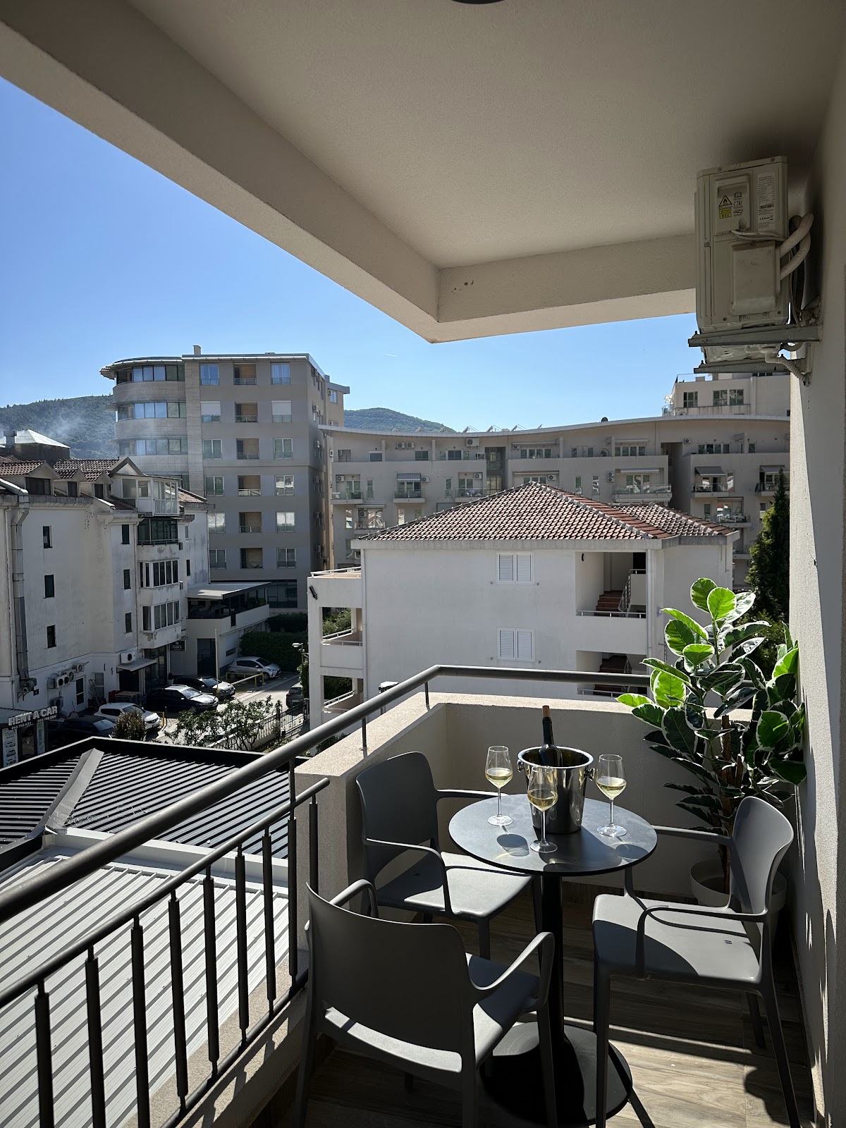 Hotel Mondo Photo 1